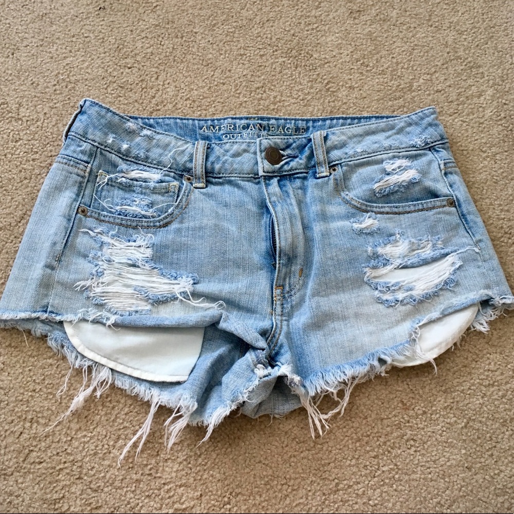 American Eagle jean shorts size 6